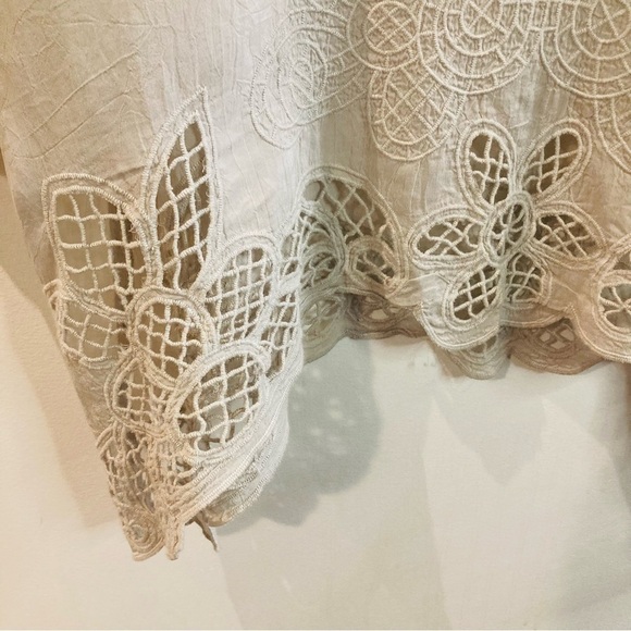 JOHNNY WAS Sz L 100% Cupro Rayon Embroidered Trim Semi Sheer Cream  Blouse - Picture 8 of 12